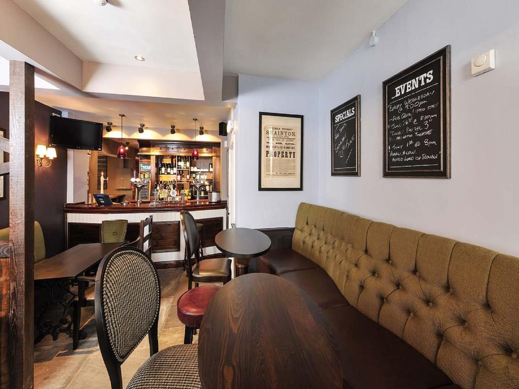 לינה וארוחת בוקר יורק The Gillygate Pub מראה חיצוני תמונה
